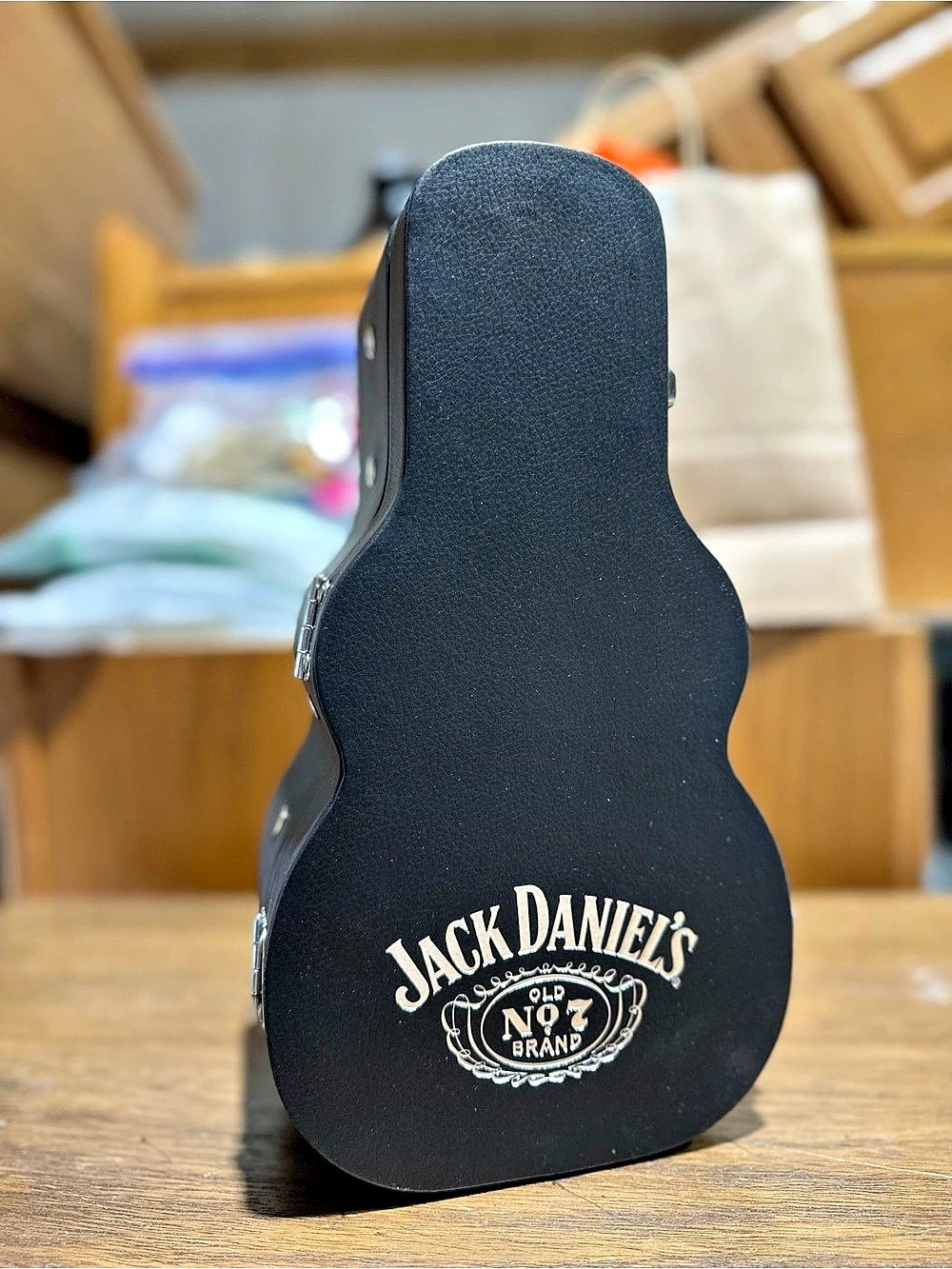 Jack Daniel's Guitar-shaped liquor bottle case Black New